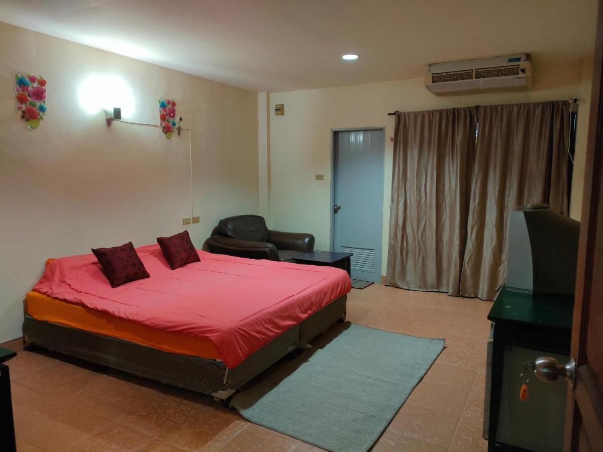 Thai Smile Serviced Appartments Nong Prue Buitenkant foto