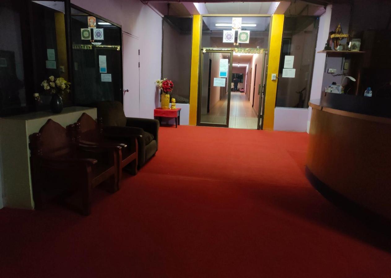 Thai Smile Serviced Appartments Nong Prue Buitenkant foto